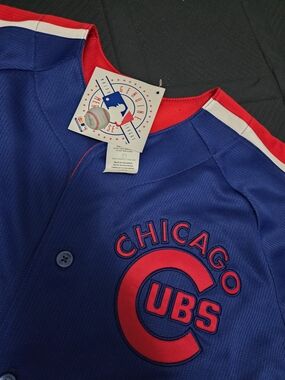 Majestic Genuine Merchandise Blue and Red Chicago Cubs Button Up Jersey Top